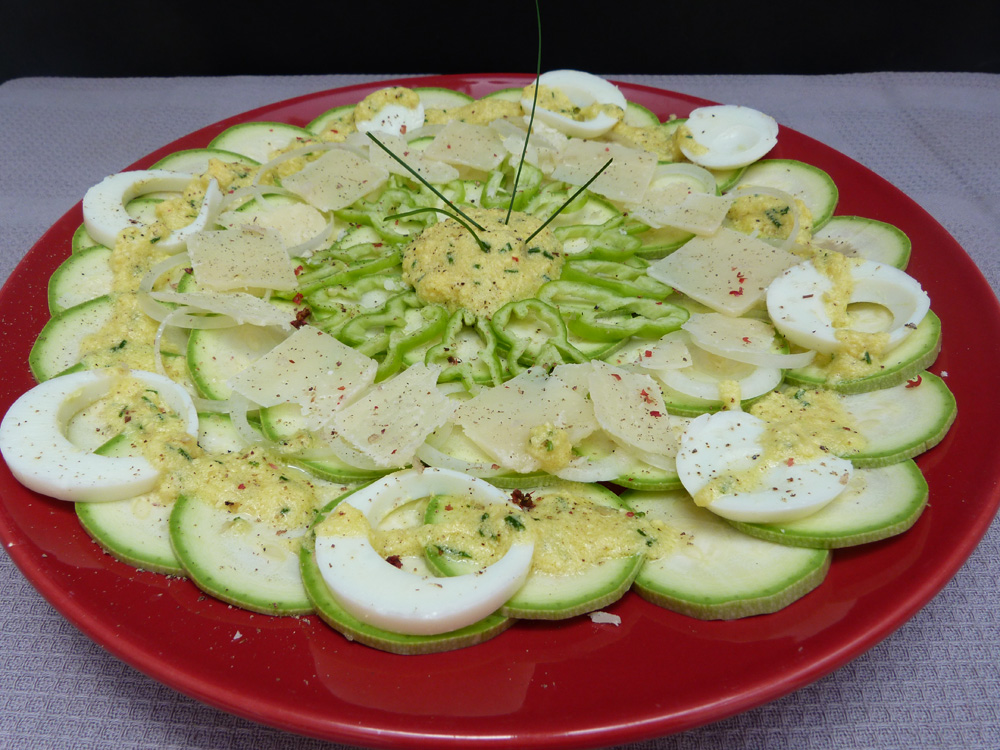 Carpaccio de carabassó amb salsa bigalot