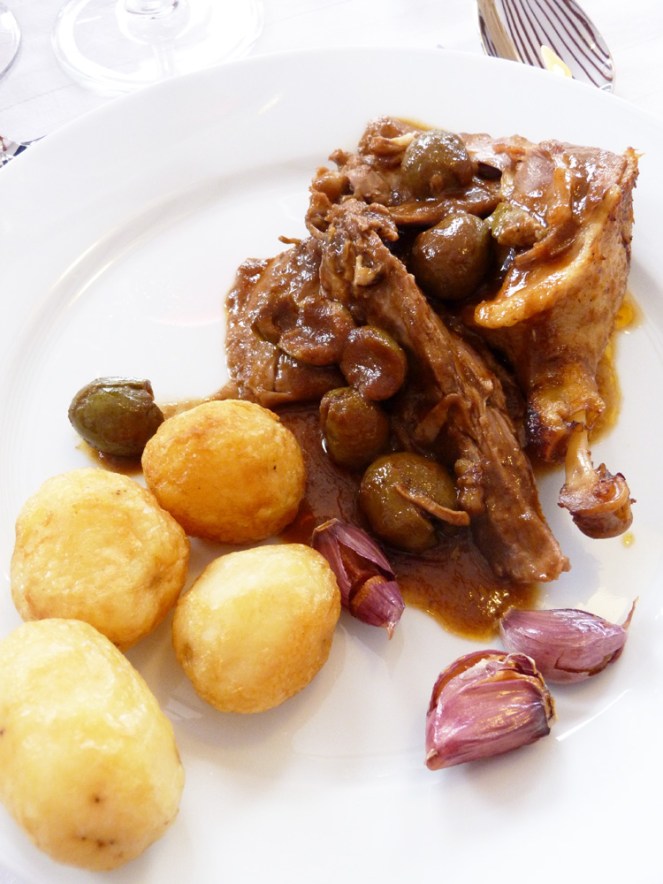 Annera amb olives trencades